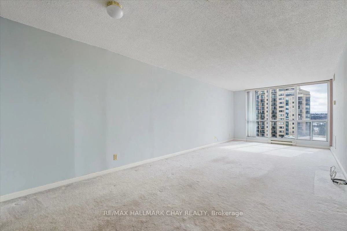 65, ELLEN, City Centre, Barrie