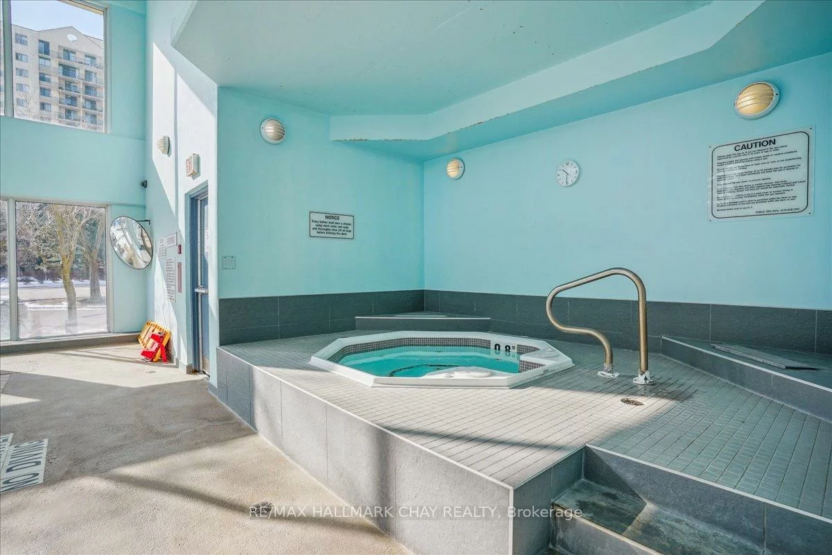 65, ELLEN, City Centre, Barrie