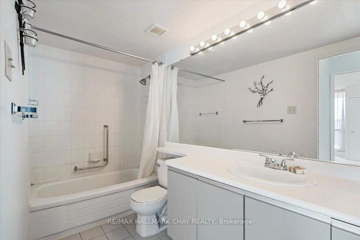 65, ELLEN, City Centre, Barrie