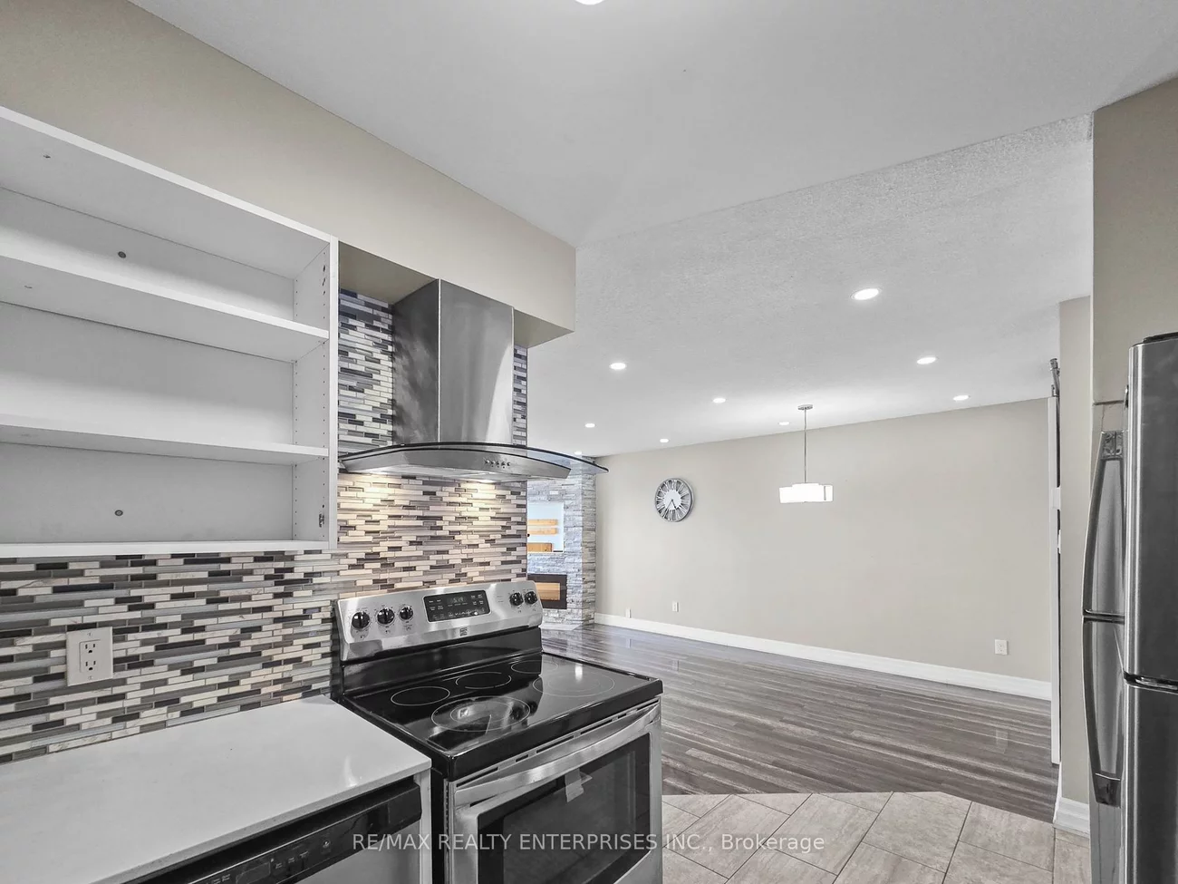 120, Bell Farm, Alliance, Barrie