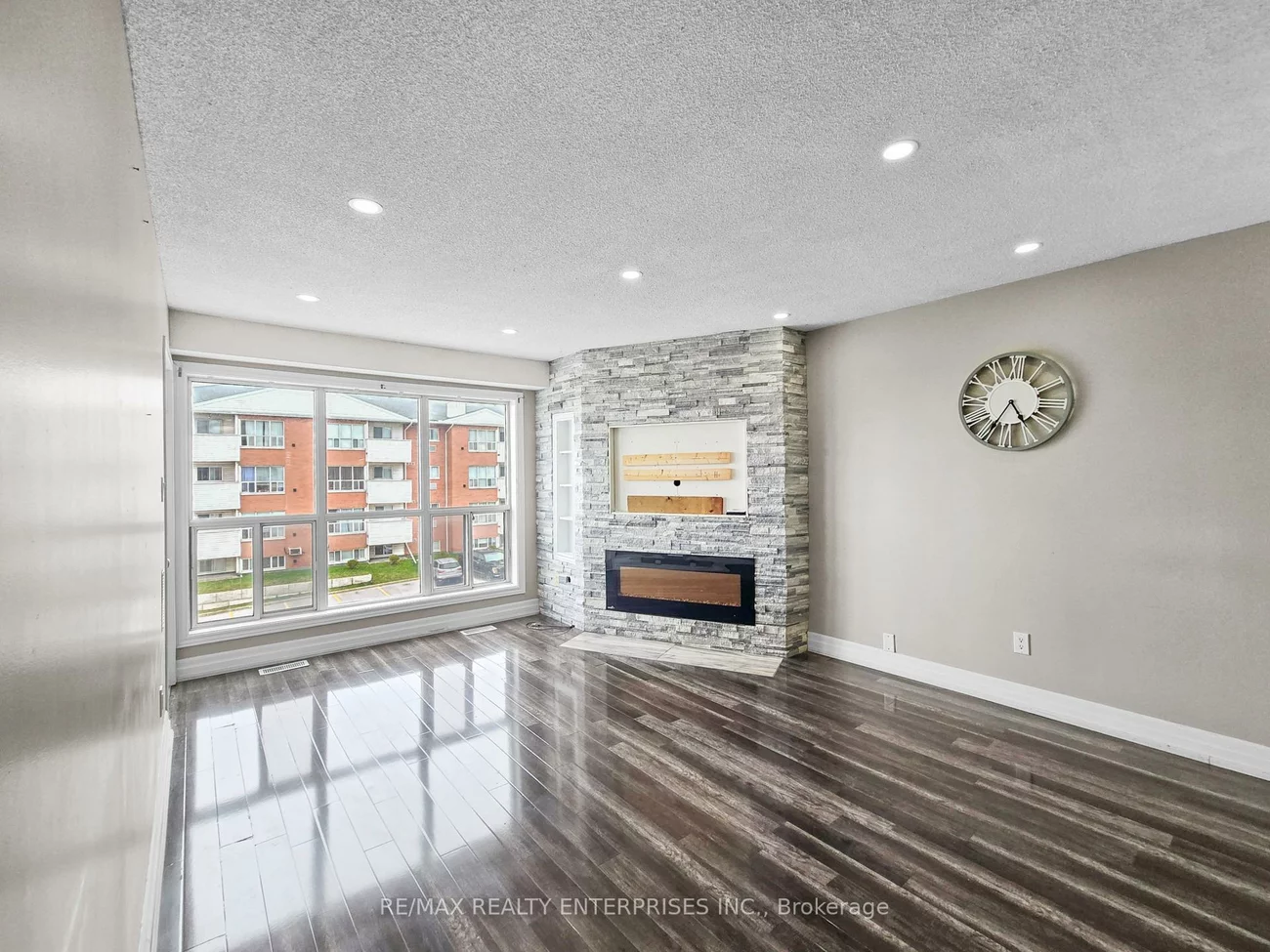 120, Bell Farm, Alliance, Barrie