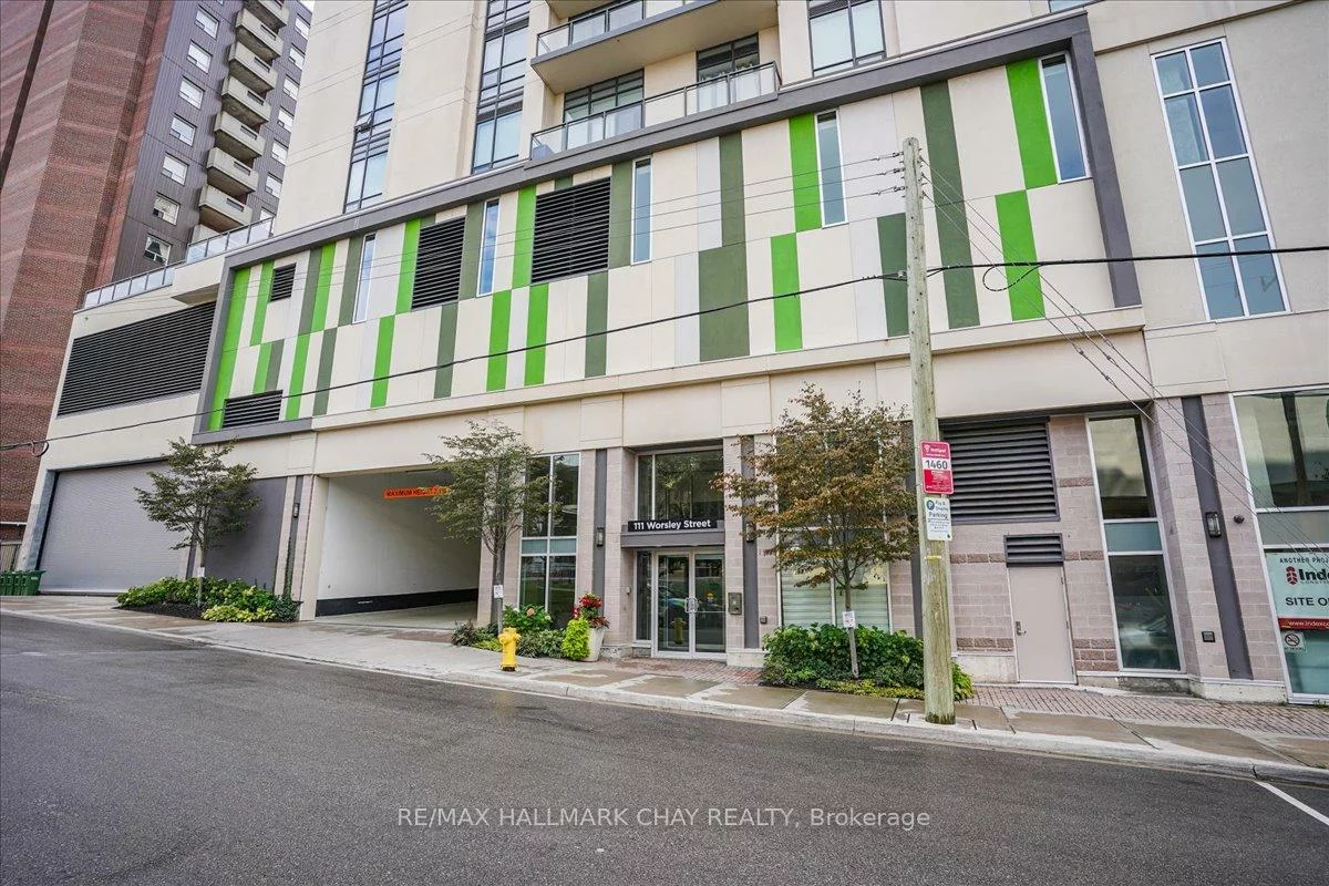 111, Worsley, City Centre, Barrie