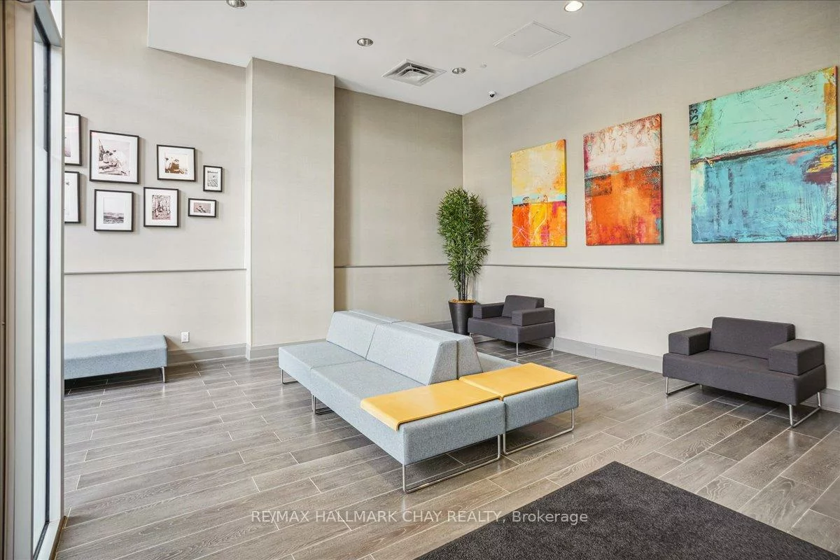 111, Worsley, City Centre, Barrie