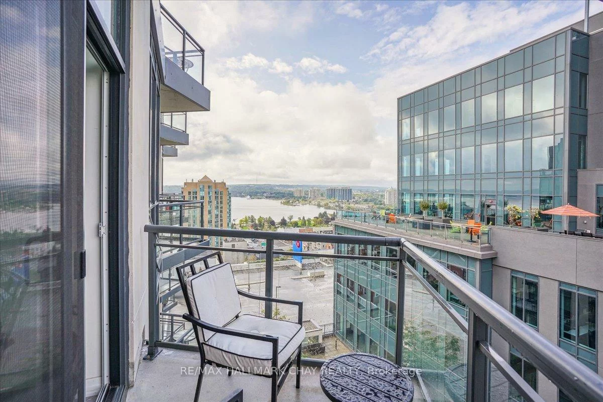 111, Worsley, City Centre, Barrie