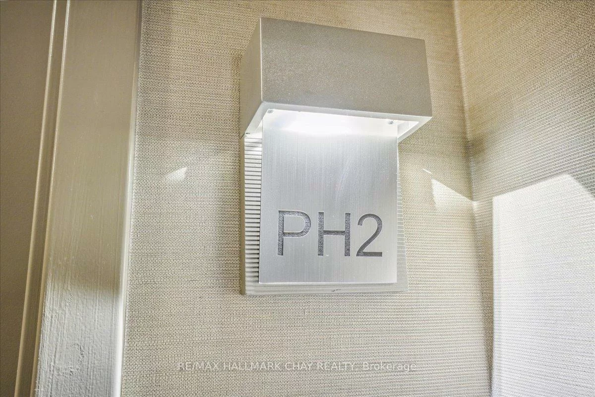 111, Worsley, City Centre, Barrie