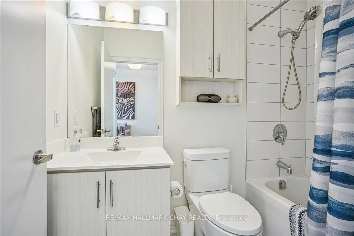 111, Worsley, City Centre, Barrie