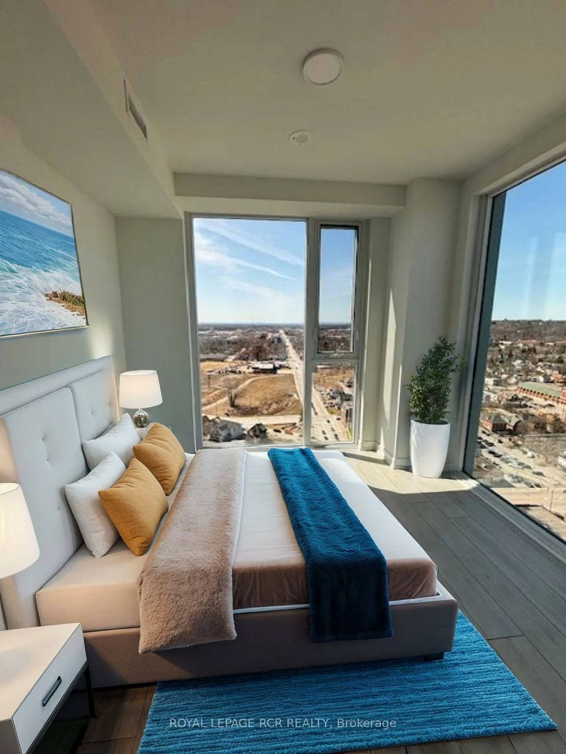 39, Mary, City Centre, Barrie