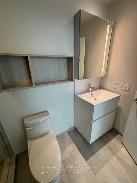 39, Mary, City Centre, Barrie