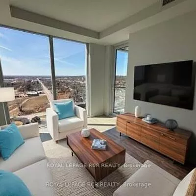 39, Mary, City Centre, Barrie