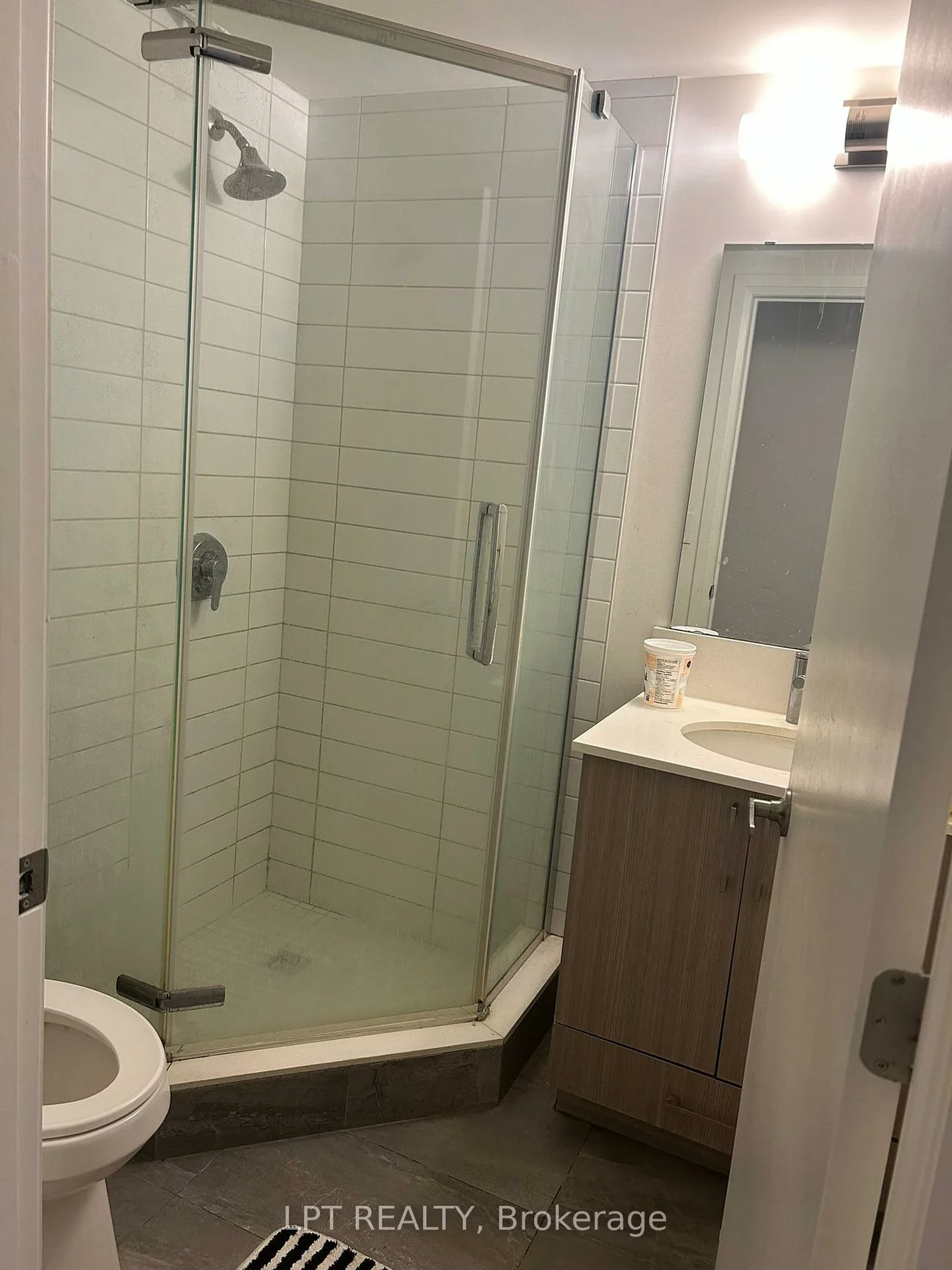 58, Lakeside Terr, Little Lake, Barrie