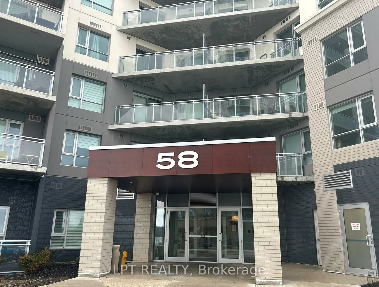 58, Lakeside Terr, Little Lake, Barrie