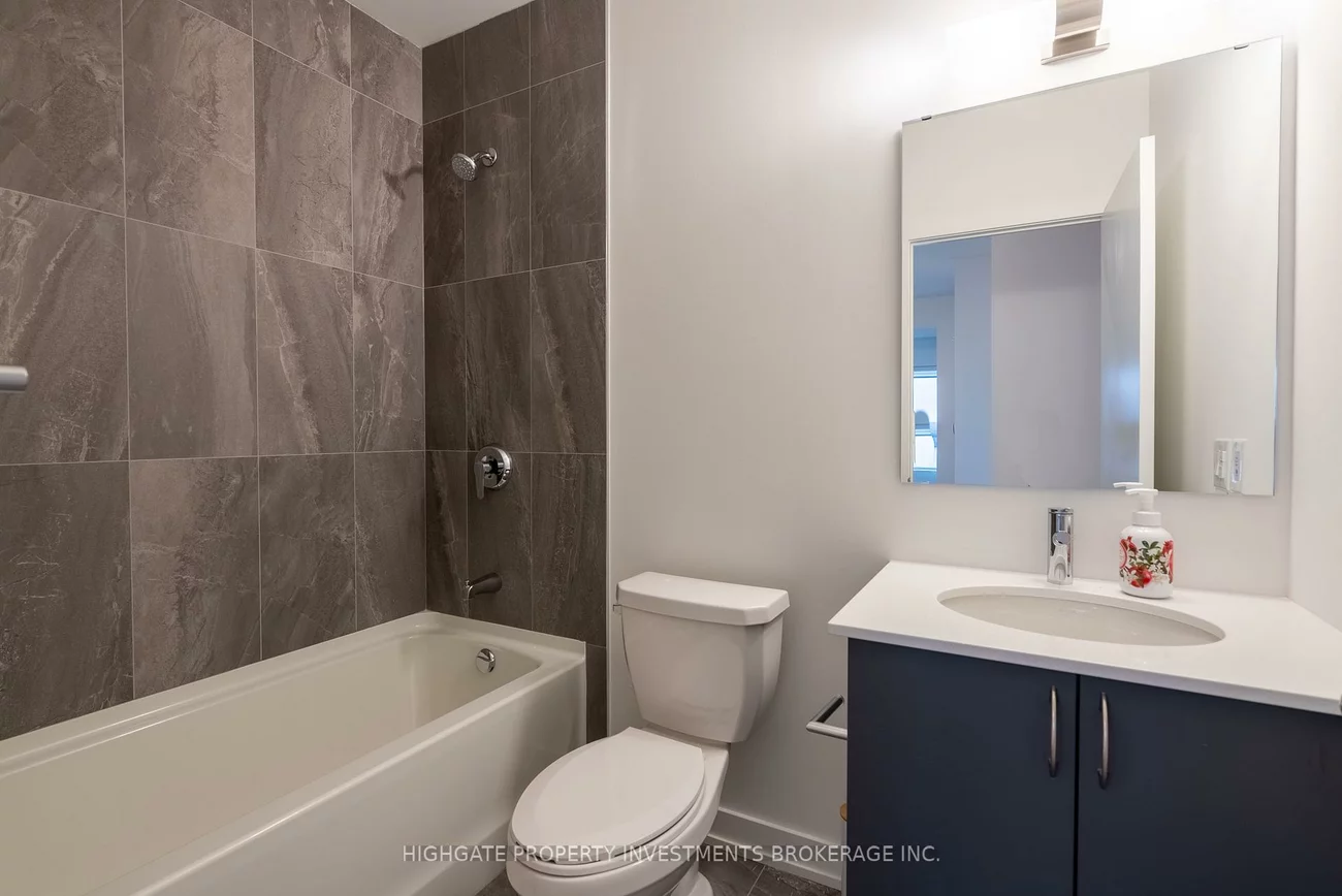 56, Lakeside, Little Lake, Barrie