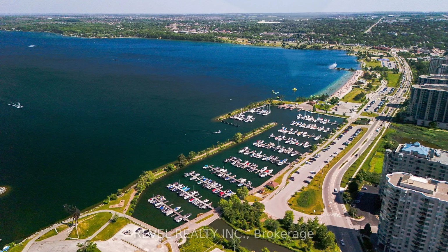 39, Mary, City Centre, Barrie