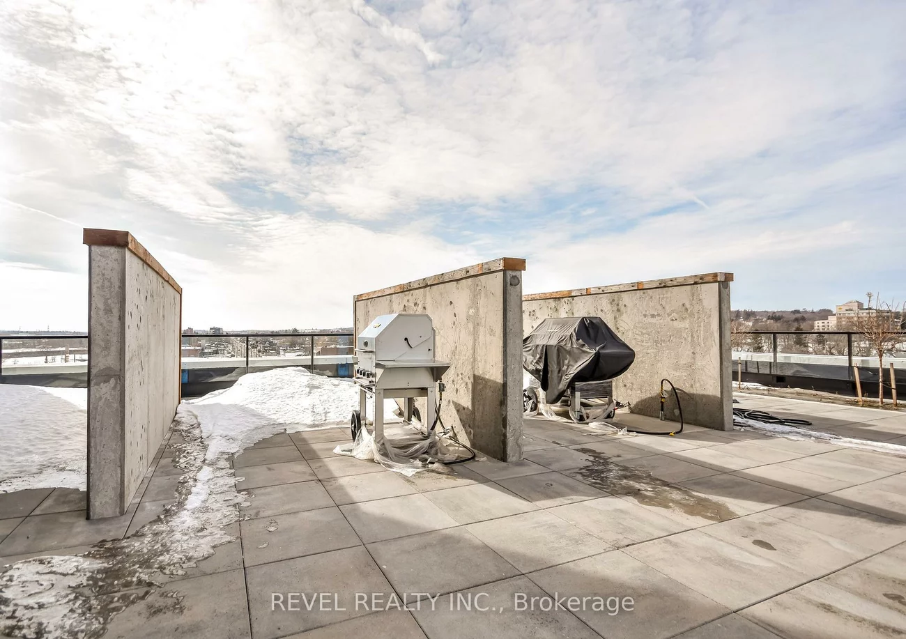 39, Mary, City Centre, Barrie