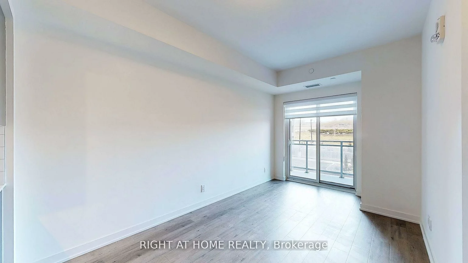 56, Lakeside, Little Lake, Barrie