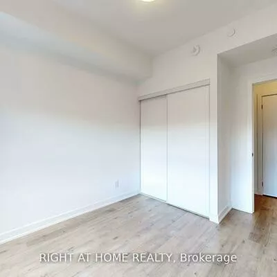 56, Lakeside, Little Lake, Barrie