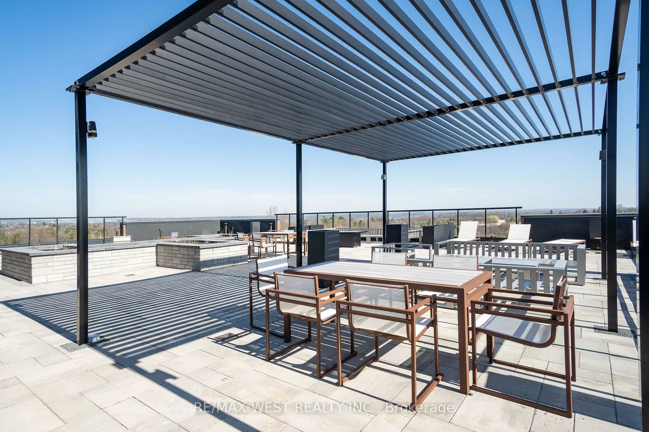 681, Yonge, Painswick South, Barrie