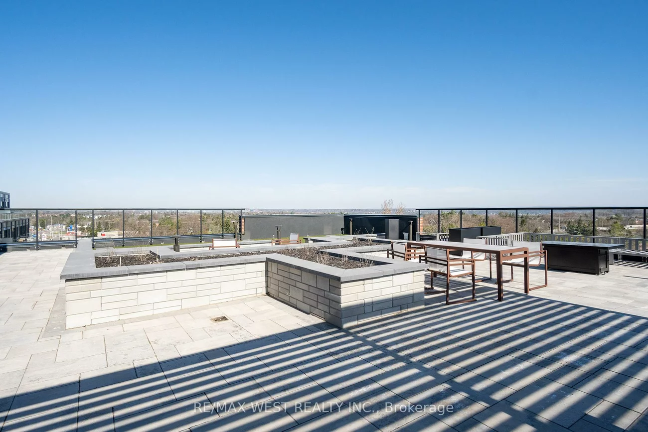 681, Yonge, Painswick South, Barrie