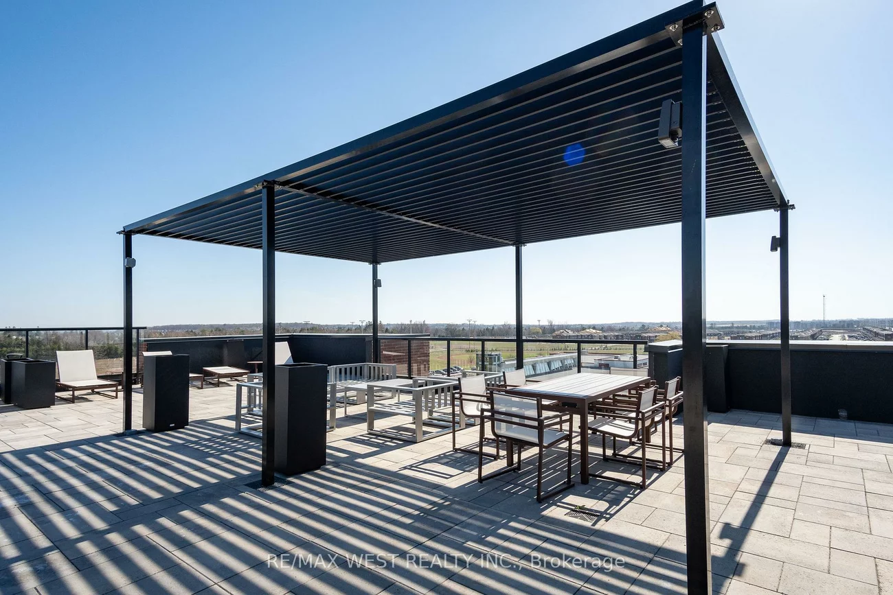 681, Yonge, Painswick South, Barrie