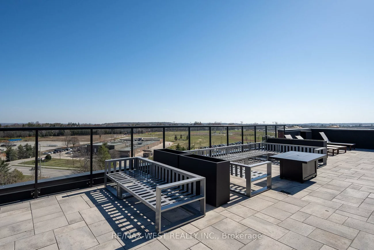 681, Yonge, Painswick South, Barrie