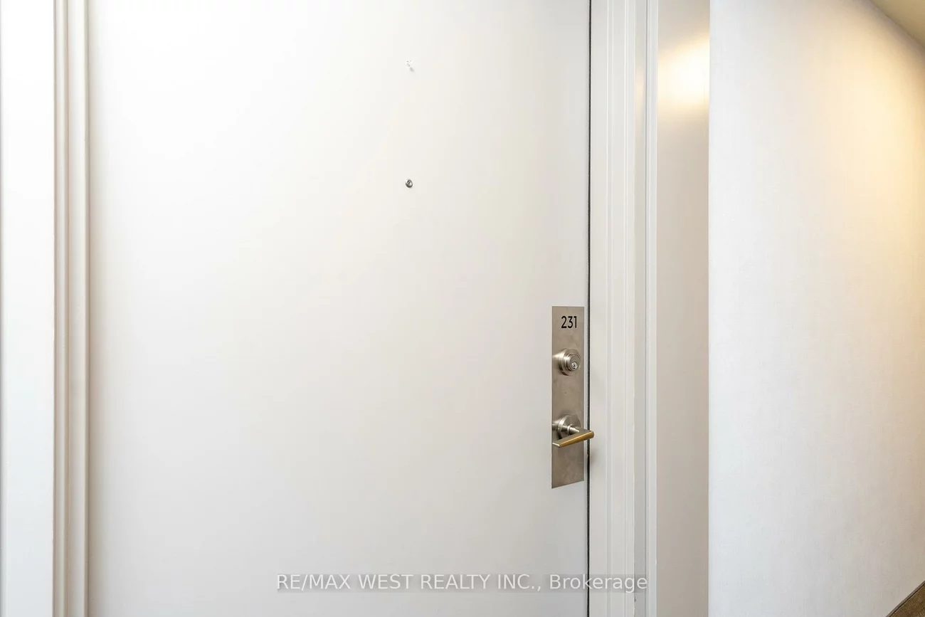 681, Yonge, Painswick South, Barrie