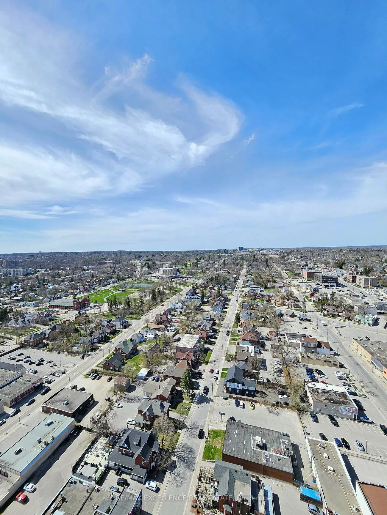 39, Mary, City Centre, Barrie