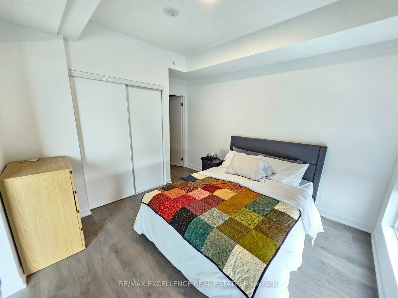 39, Mary, City Centre, Barrie