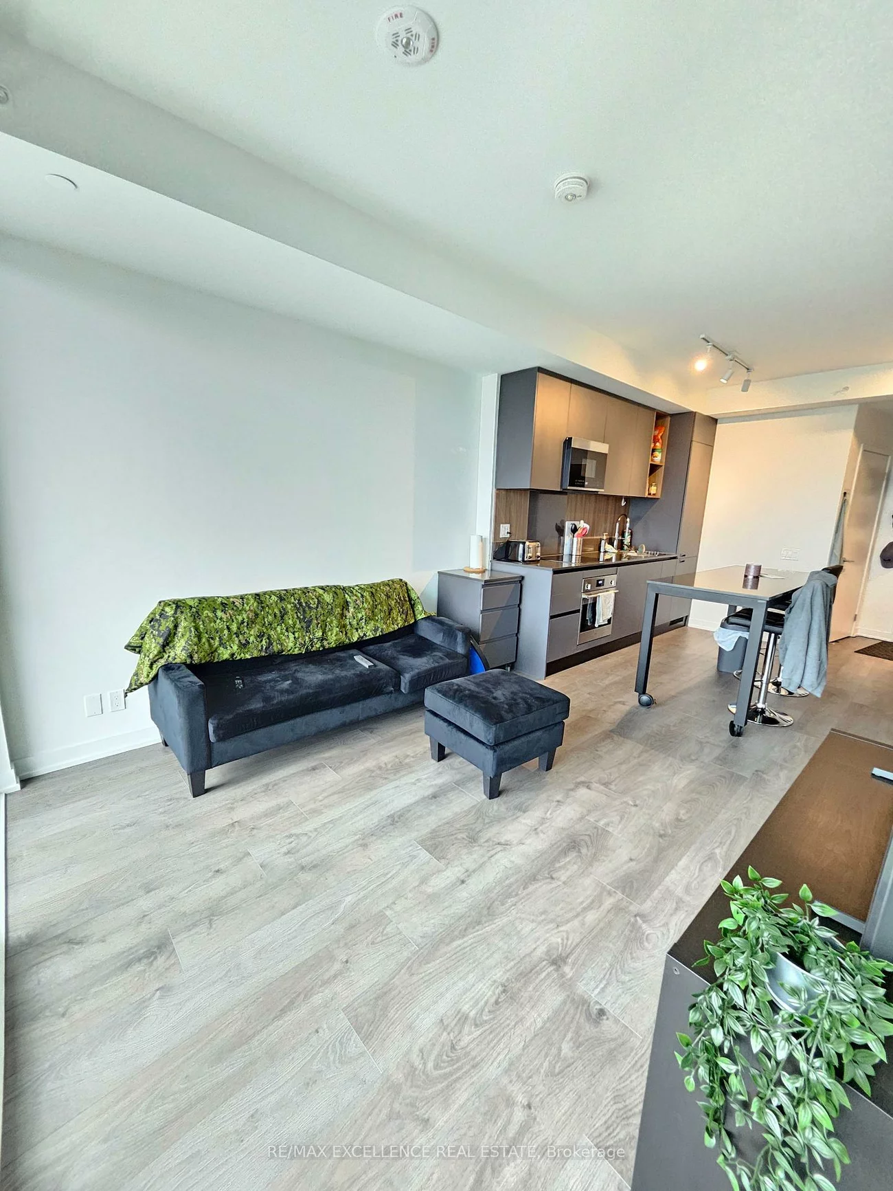 39, Mary, City Centre, Barrie