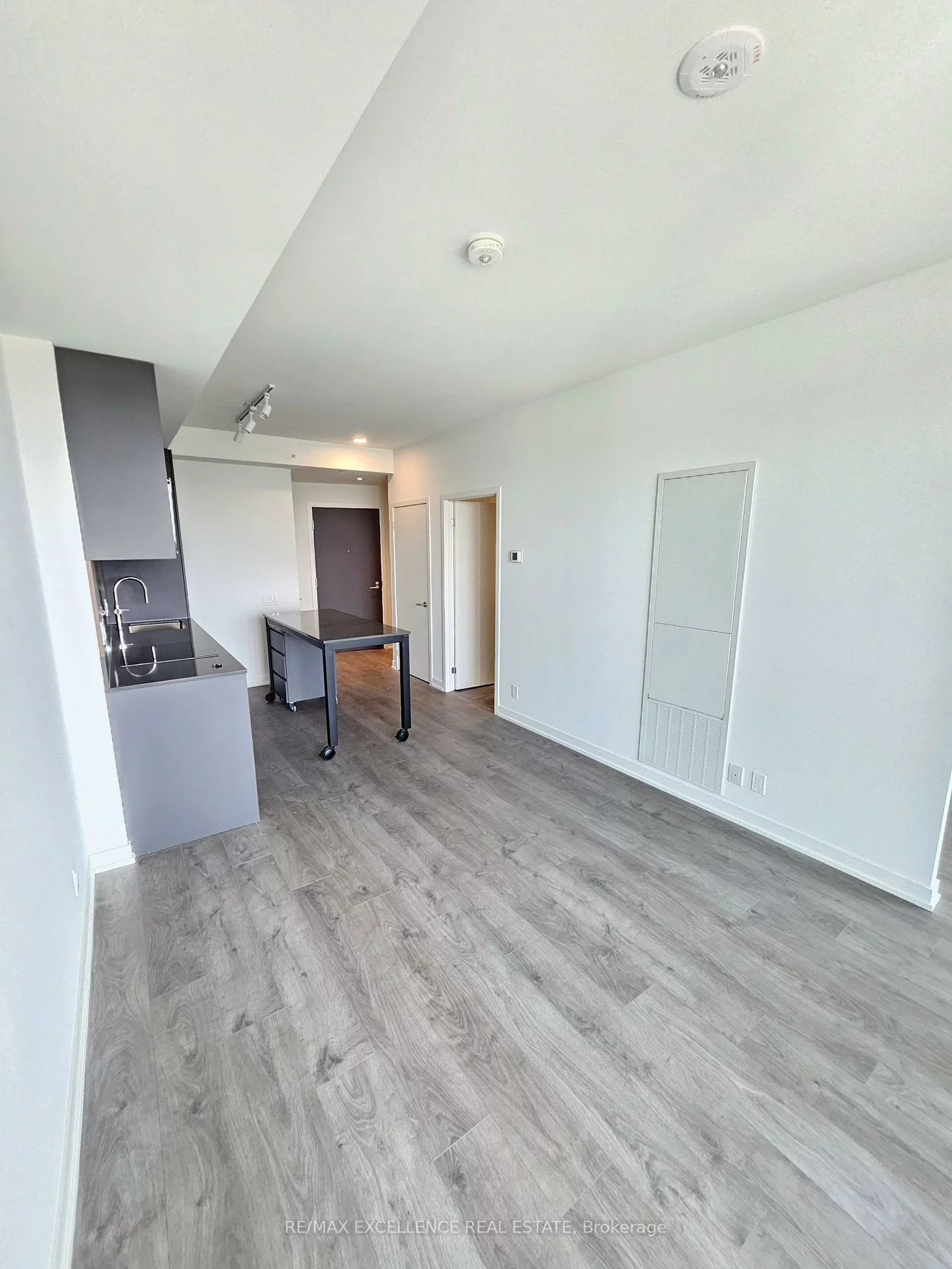 39, Mary, City Centre, Barrie