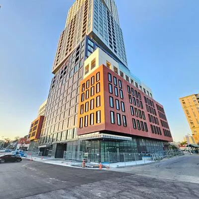 39, Mary, City Centre, Barrie