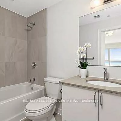 56, Lakeside, Little Lake, Barrie