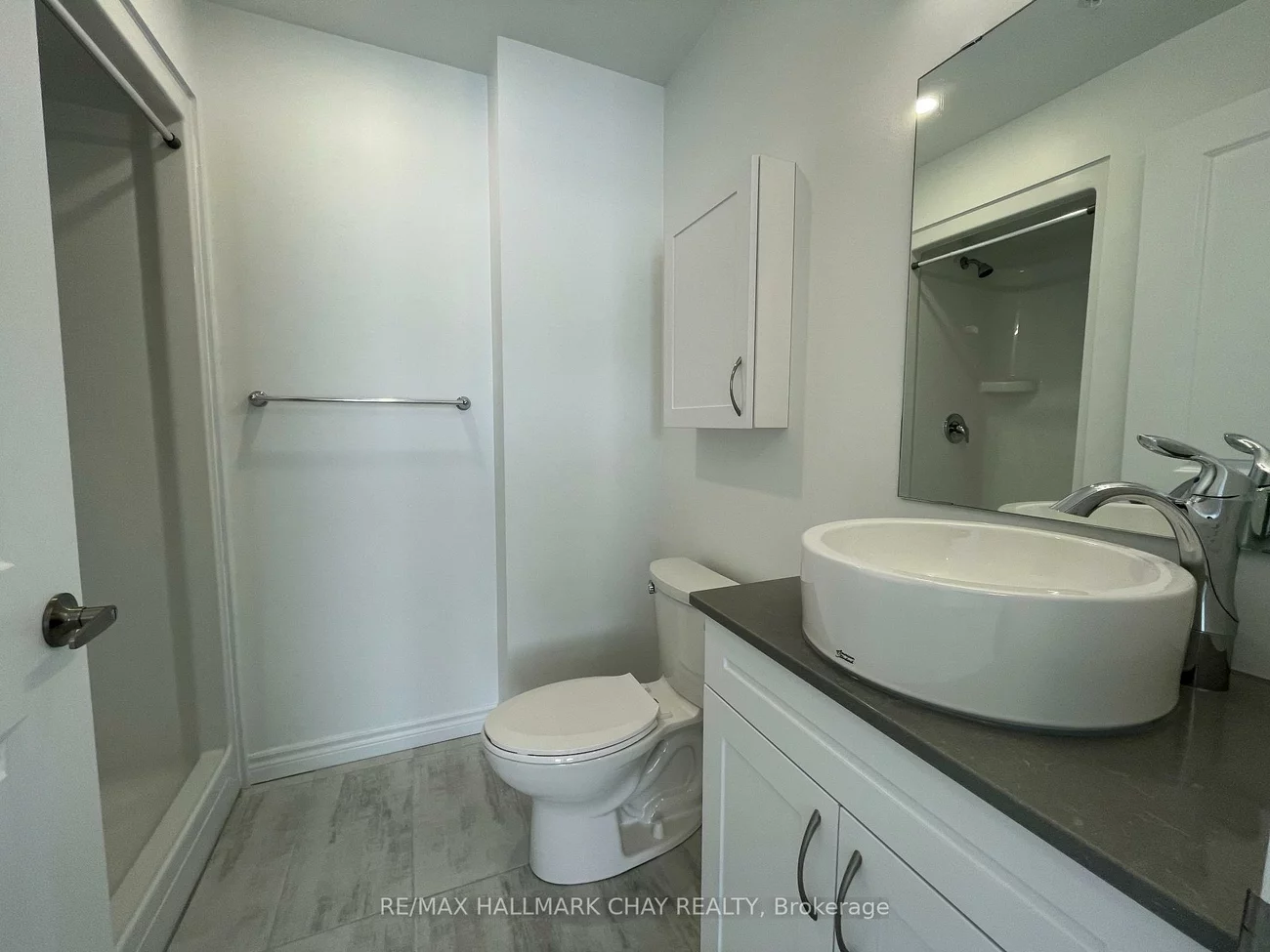 30, Hanmer, West Bayfield, Barrie