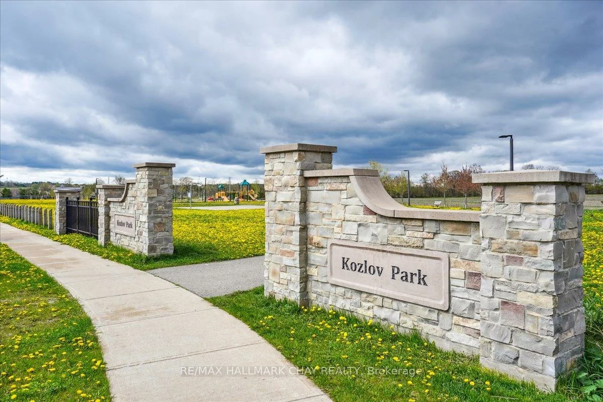 30, Hanmer, West Bayfield, Barrie