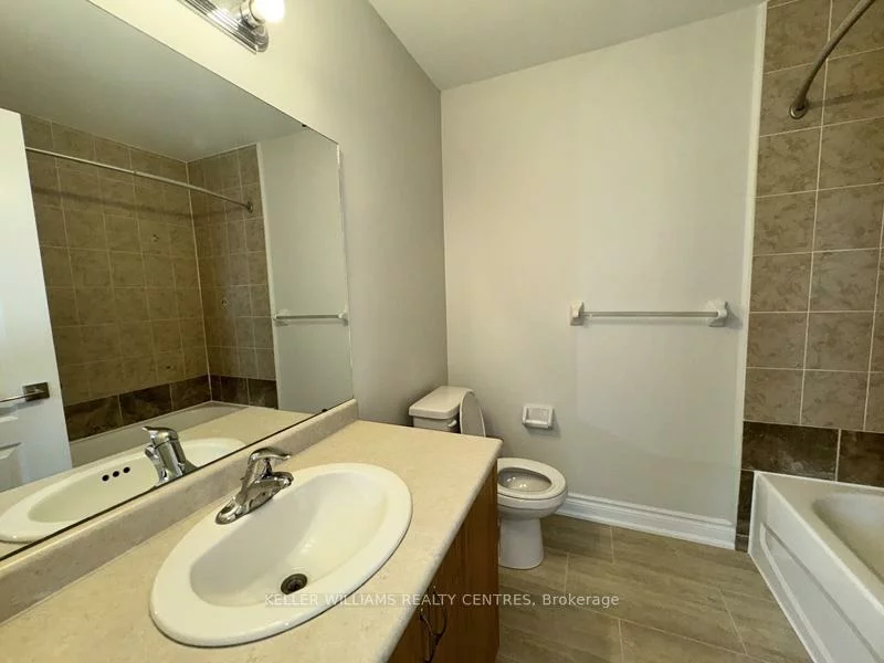 175, Stanley, East Bayfield, Barrie