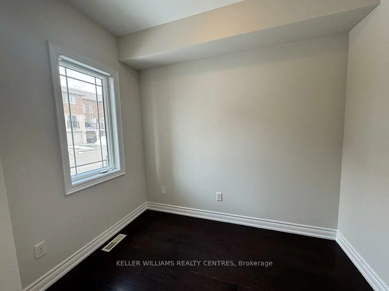 175, Stanley, East Bayfield, Barrie