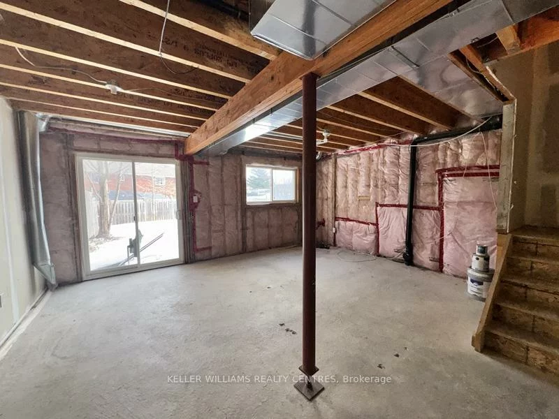 175, Stanley, East Bayfield, Barrie