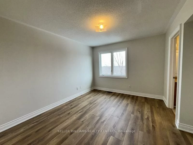 175, Stanley, East Bayfield, Barrie