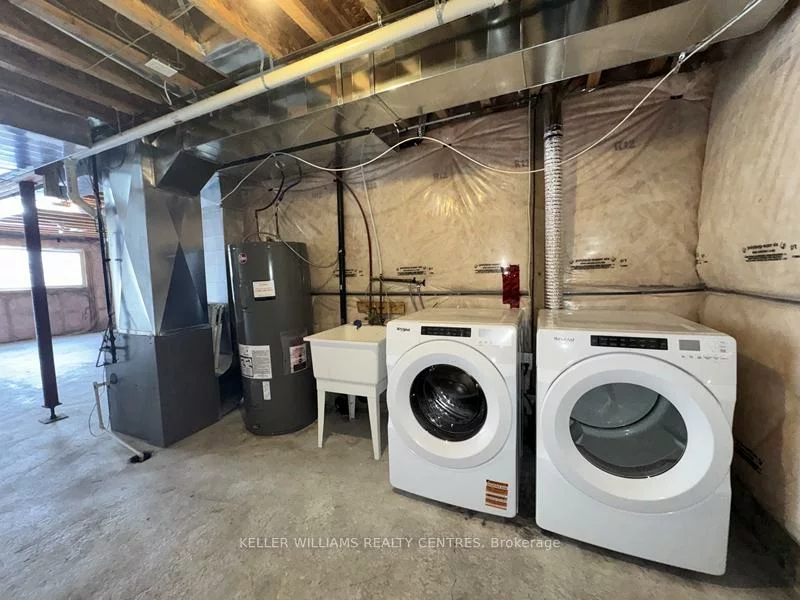 175, Stanley, East Bayfield, Barrie