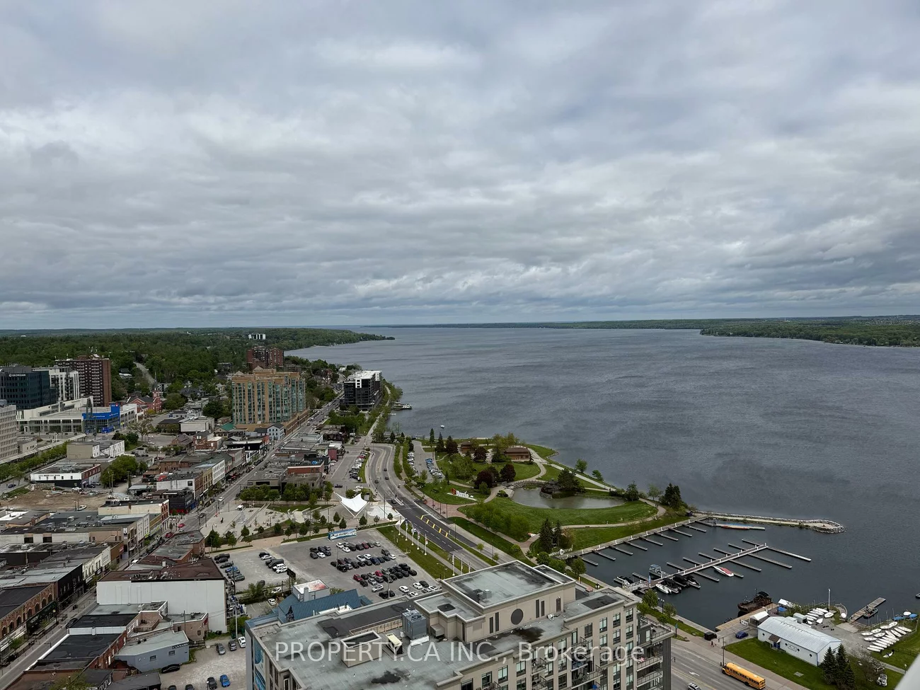 39, Mary, City Centre, Barrie