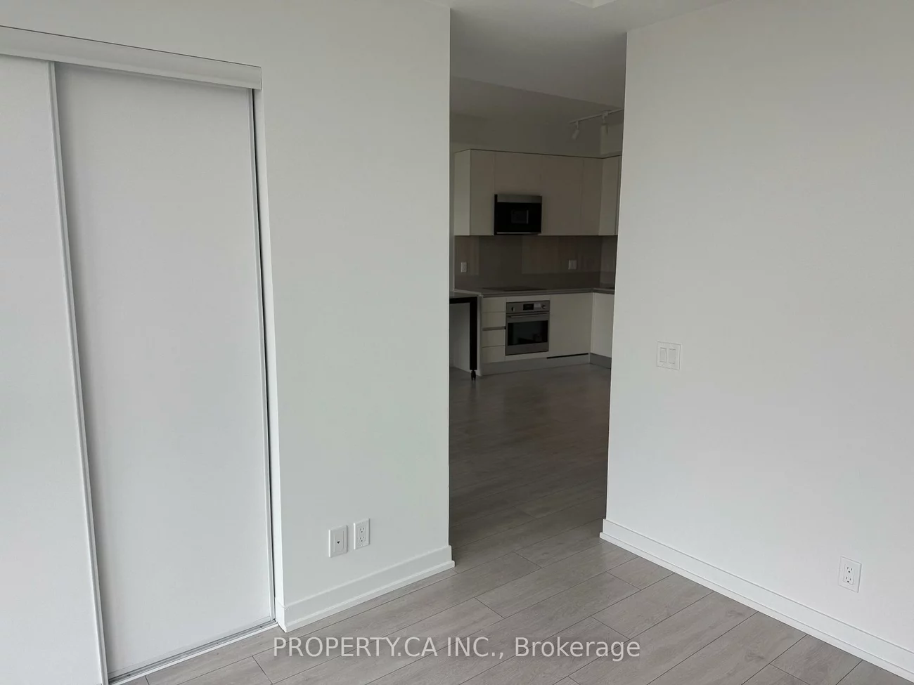 39, Mary, City Centre, Barrie