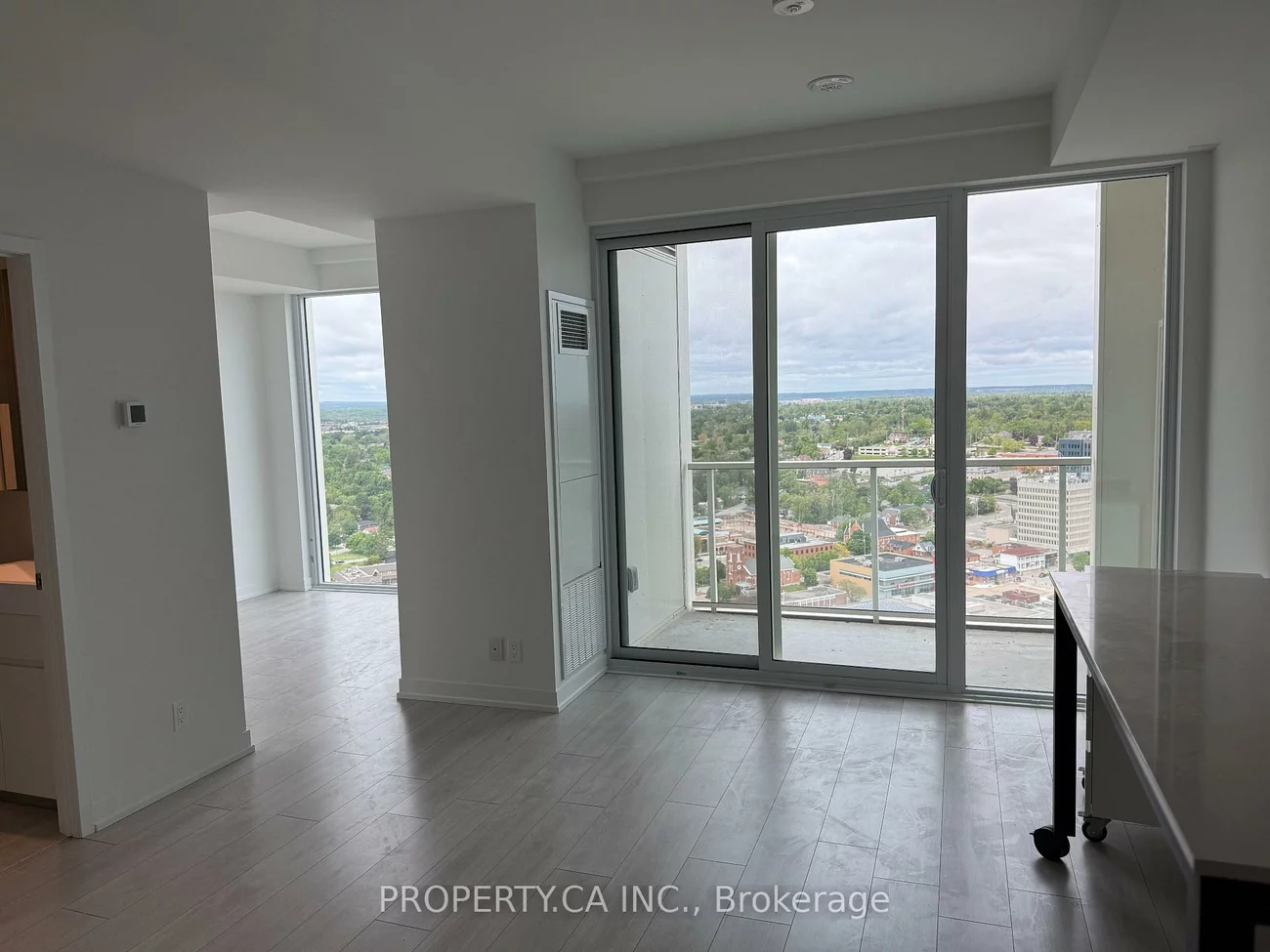 39, Mary, City Centre, Barrie