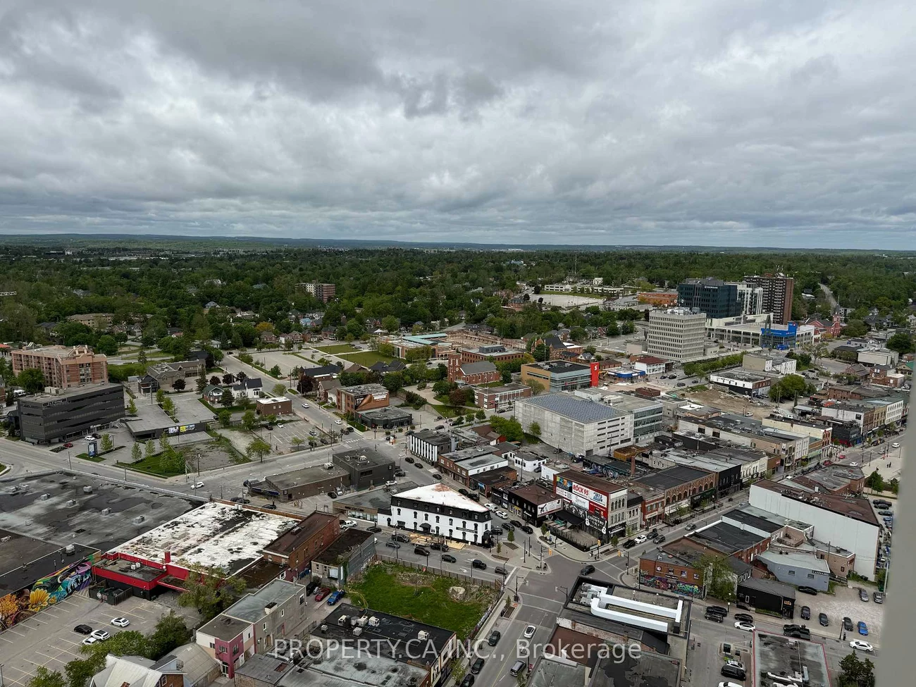 39, Mary, City Centre, Barrie