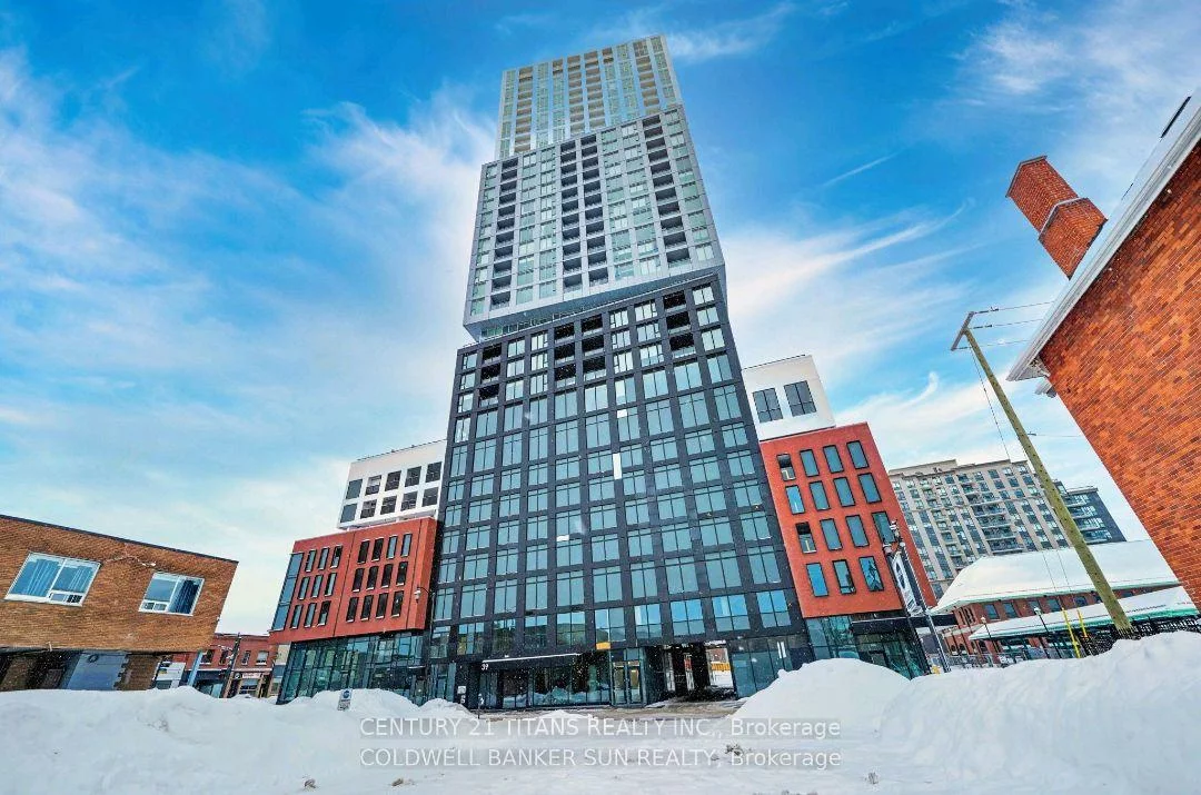 39, Mary, City Centre, Barrie