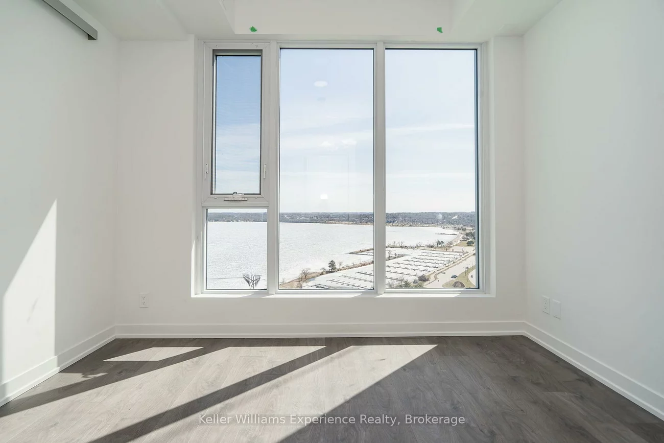 39, Mary, City Centre, Barrie