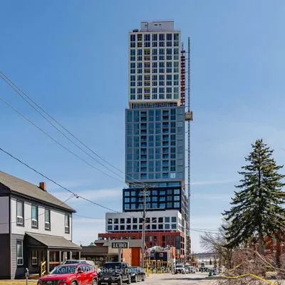 39, Mary, City Centre, Barrie