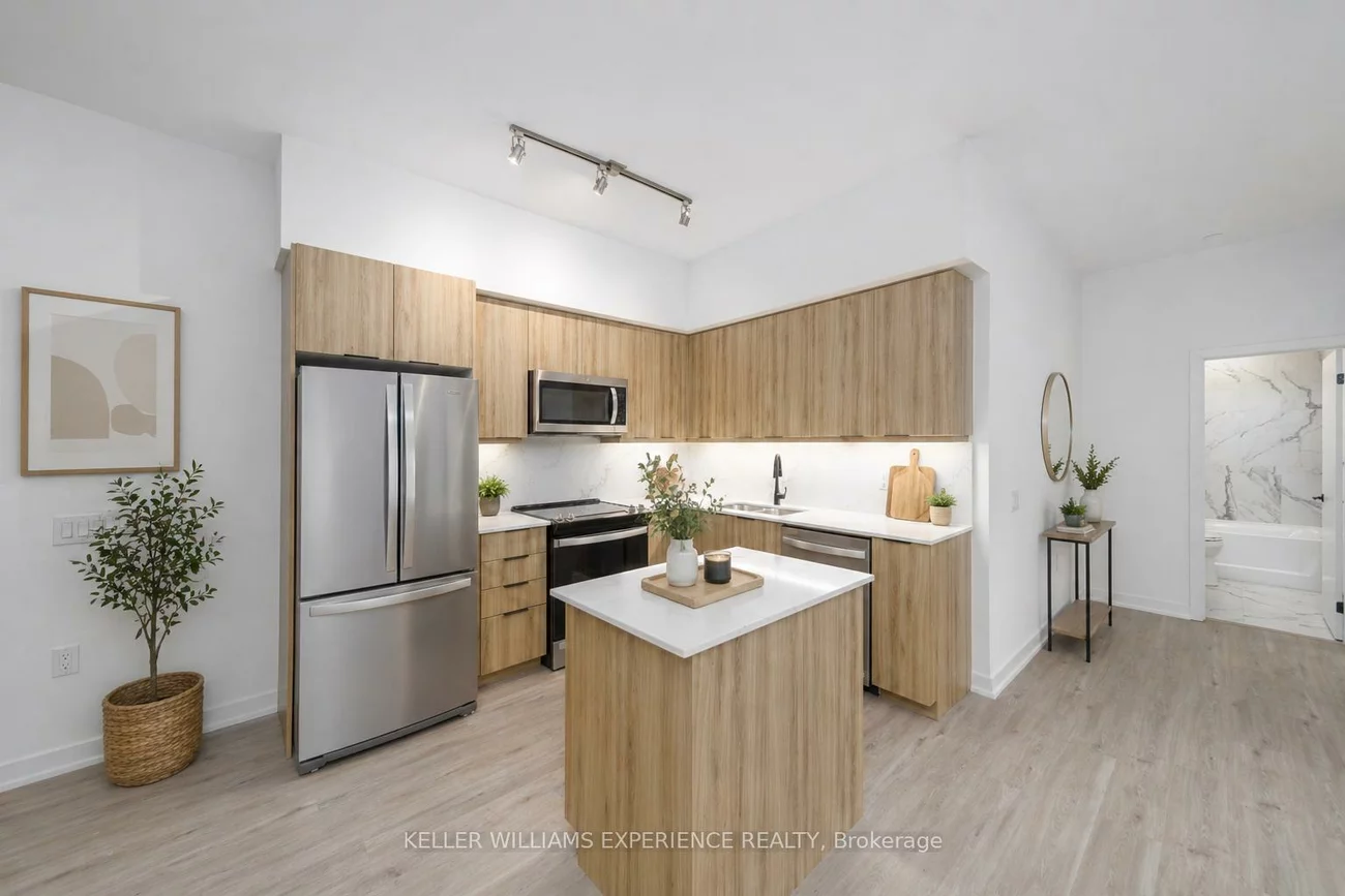 56, Lakeside, Little Lake, Barrie