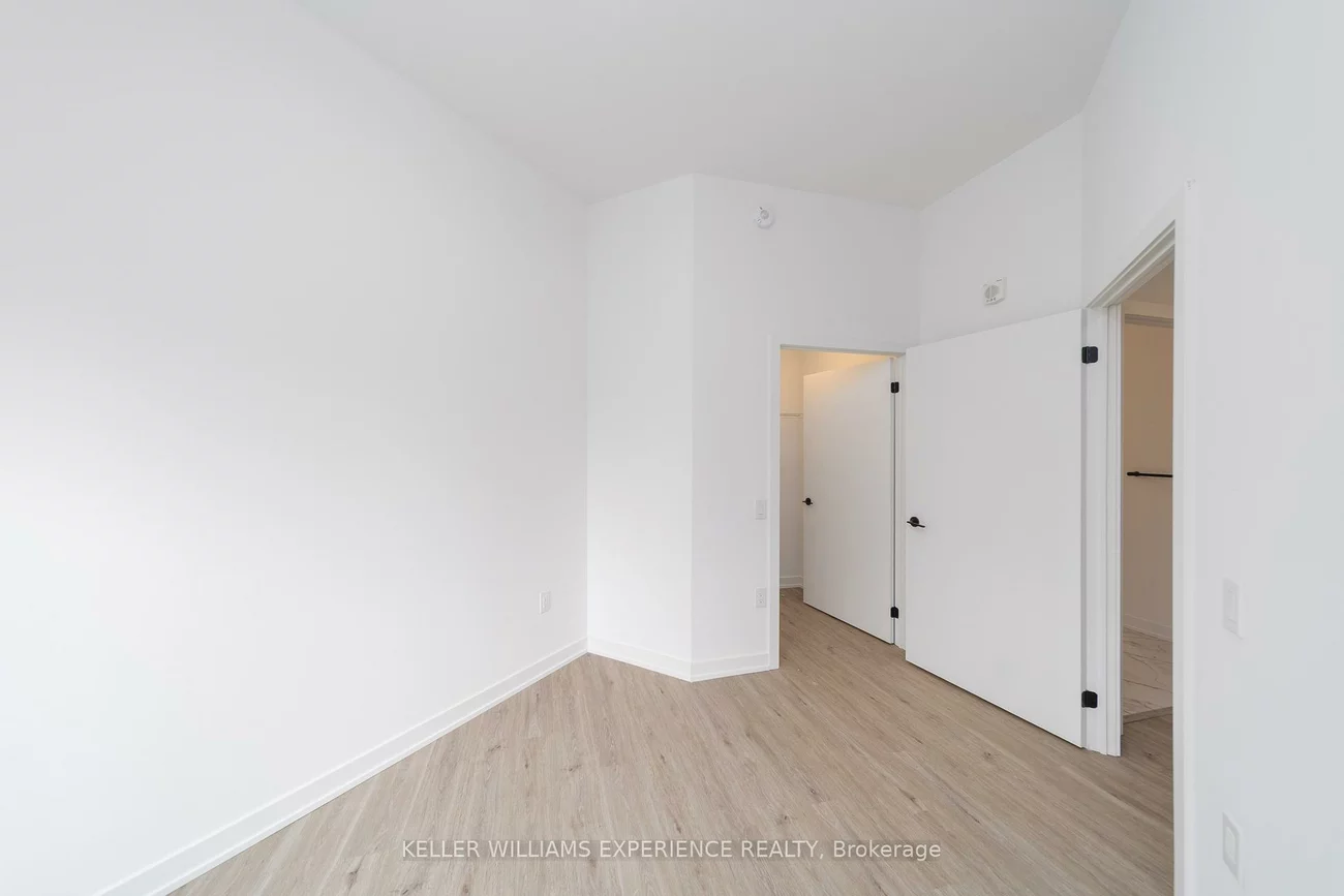 56, Lakeside, Little Lake, Barrie