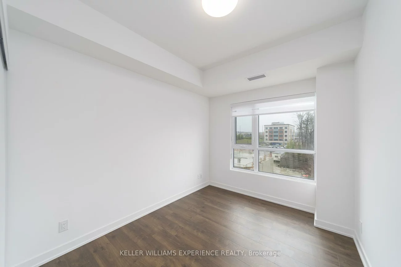 56, Lakeside, Little Lake, Barrie