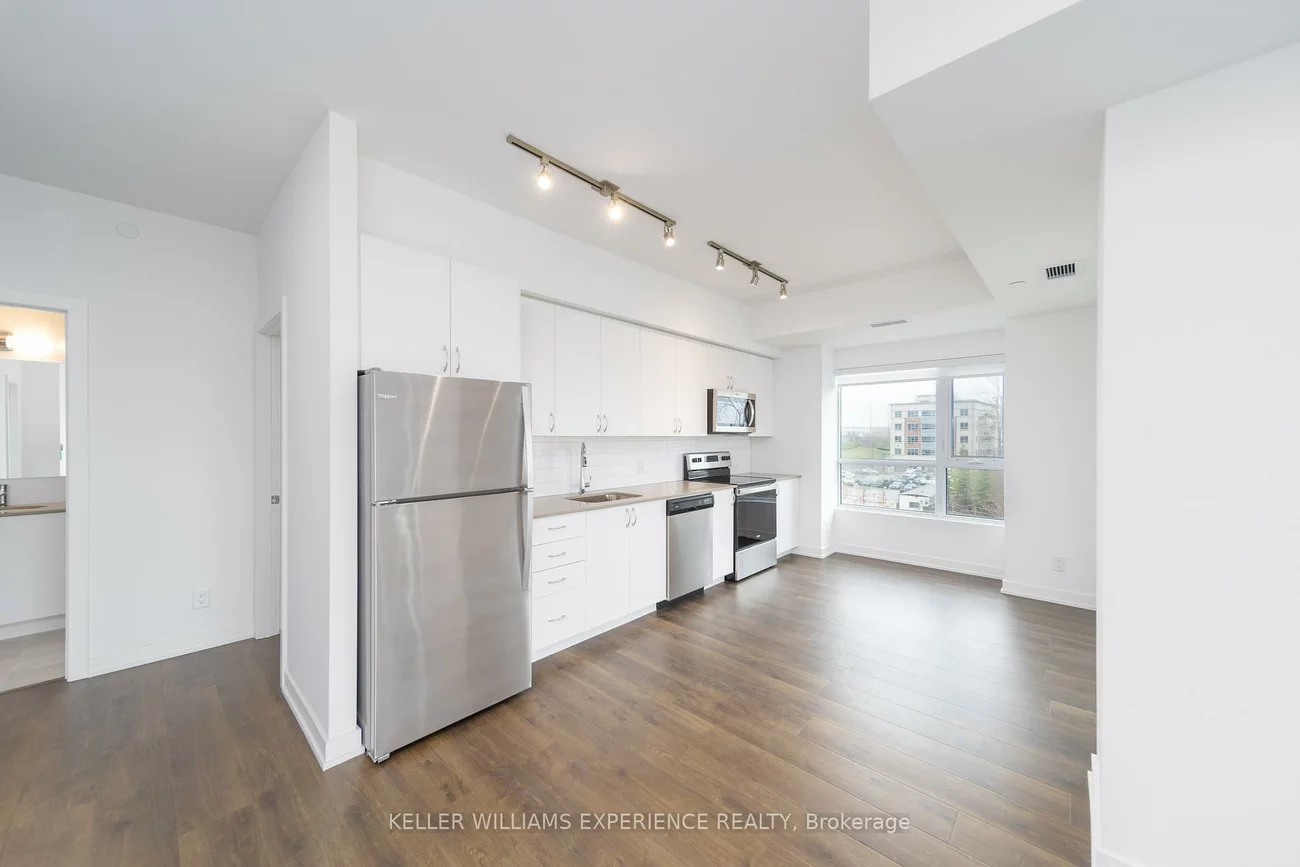 56, Lakeside, Little Lake, Barrie