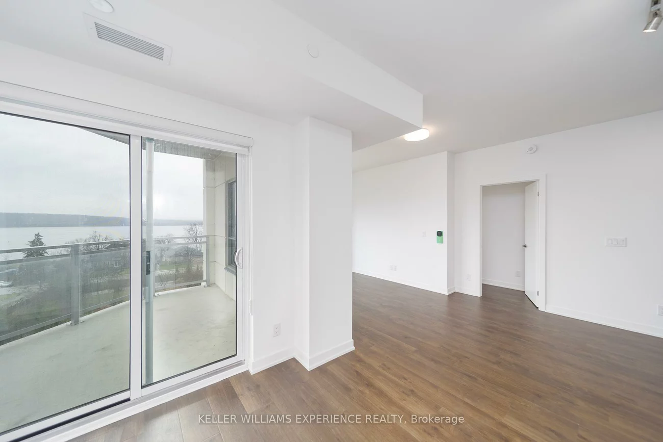 56, Lakeside, Little Lake, Barrie